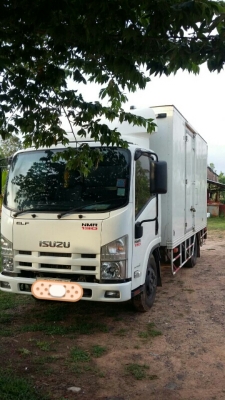 หกล้อ อีซูซุ NMR130 ปี53 บรรทุกตู้แห้ ยาว4.30ม.สภาพสวยเดิมทั้งคัน เล่มทะเบียน พร้อมโอน ใช้งานน้อย วิ่ง 60&times;&times;&times;กม.สวยจัด