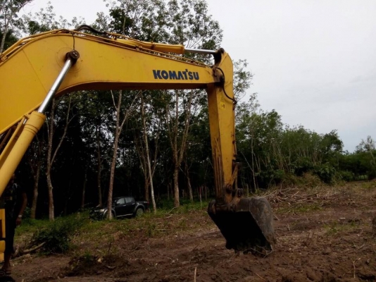 รถขุด PC200-8 รถสวยใช้งาน 8000 ชั่วโมง