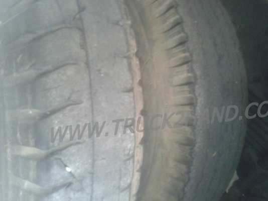 รถบรรทุก 10 ล้อดัมพ์ MITSUBISHI FUSO