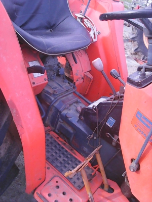 ขายรถไถKUBOTA L2202  พร้อมใช้ สวยๆ สีเดิมๆ แรงๆ