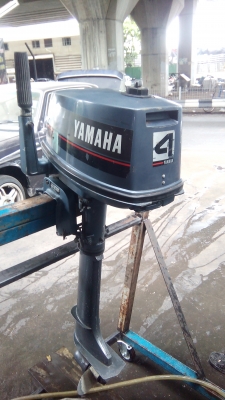 ขายเครื่องยามาฮ่า 4hp  2จังหวะเก่าญี่ปุ่น