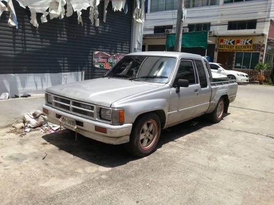 ขายtoyota hilux hero 24.5 แคปแอร์เย็น โปล่งเซิฟหน้าหลัง กระจกไฟฟ้า ภาษี59ขอขาย59,000บาทครับ