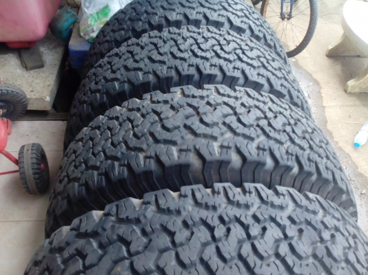 ขายยาง BF all 265/75/16 ปี 11 สวยๆ