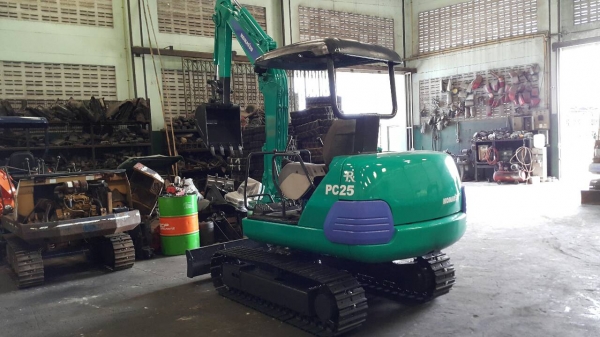 ขาย รถขุด KOMATSU รุ่น PC25-1- มือสองญี่ปุ่น แทร็กเหล็ก สลักแน่น ทุกส่วน พร้อมใช้งาน มือถือ/LINE ID : 0818753444 ขาย รถขุด KOMATSU รุ่น PC25-1- มือสองญี่ปุ่น แทร็กเหล็ก สลักแน่น ทุกส่วน พร้อมใช้งาน มือถือ/LINE ID : 0818753444