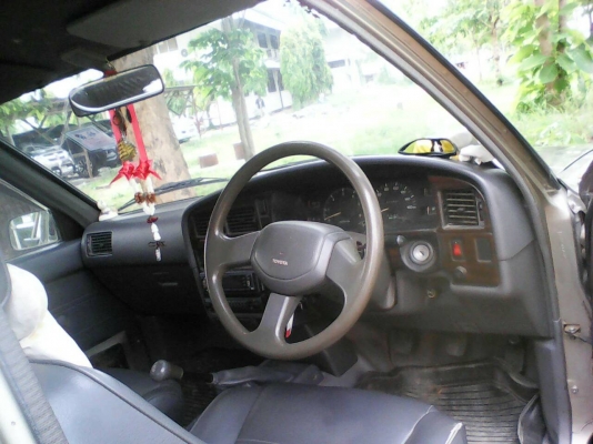 ต้องการขายรถ TOYOTA MIGHTY X ต้องการขายรถ TOYOTA MIGHTY X