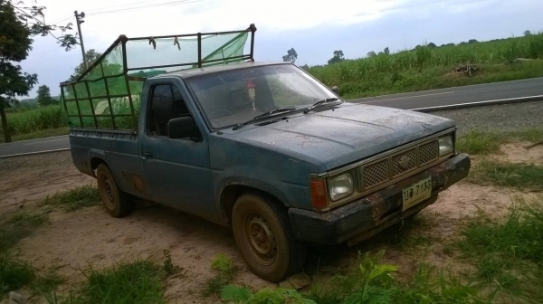 ขายรถกระบะ NISSAN ตอนเดียว วางเครื่อง BD25 ฝาแดงลงเล่มแล้ว ทะเบียนพร้อมโอนครับ