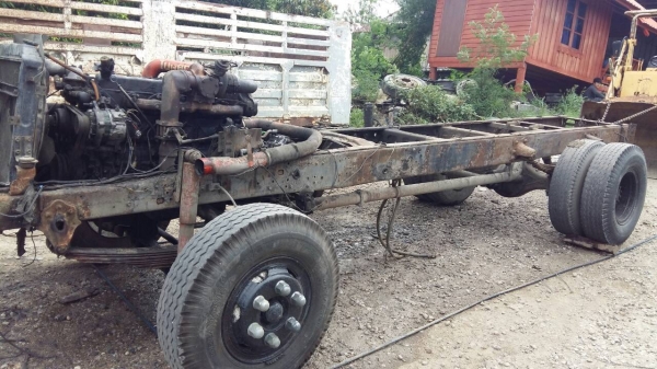 คันซีรถบัส FC พร้อมช่วงล่างหรือขายแยก เครื่อง6BD1เทอร์โบเกียร์ร๊อก จิฟฟี่ เพาว์เวอร์