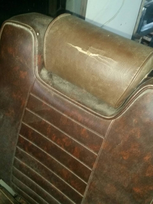 ขายแล้วครับเก้าอี้ตัดผมไฟฟ้าโบราณงานนอก