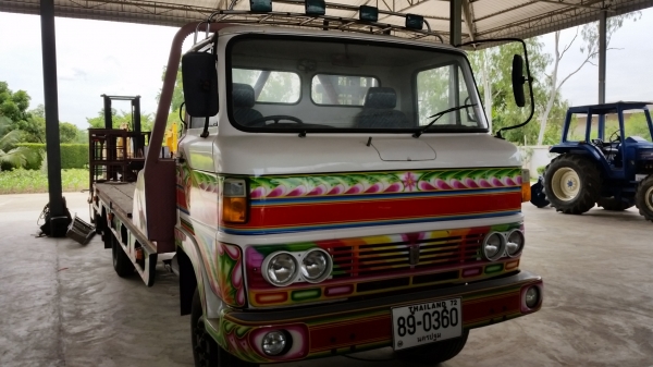 ขายรถบรรทุก 6 ล้อ ขายรถบรรทุก 6 ล้อ