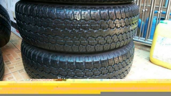 บริสโตน 245/70/16 สภาพสวยๆ