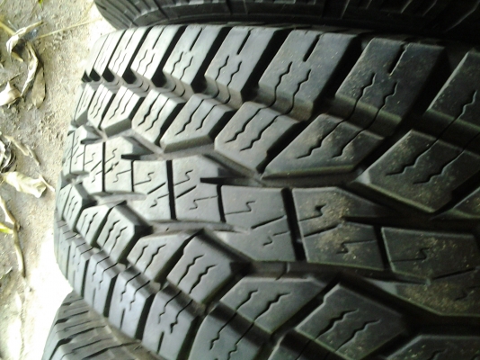 ยาง TOYO 31&times;10.5R15 ดอกแน่นๆ
