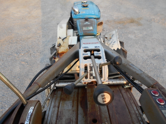 #‎รถตีดิน MITSUBISHI #‎รถตีดิน MITSUBISHI