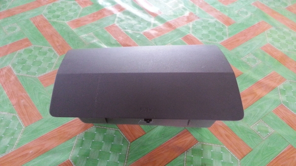 เก๊ะเก็บของบนหน้าปัทมวีโก้ซ้ายของแท้มือสอง