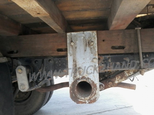 รถบรรทุก 6 ล้อ ยี่ห้อ ISUZU  120 แรงม้า พวงมาลัยพาวเว่อร์ เบรคธรรมดา มีลิฟท์ท้ายยกสินค้าขึ้น-ลงได้