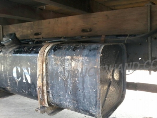 รถบรรทุก 6 ล้อ ยี่ห้อ ISUZU  120 แรงม้า พวงมาลัยพาวเว่อร์ เบรคธรรมดา มีลิฟท์ท้ายยกสินค้าขึ้น-ลงได้