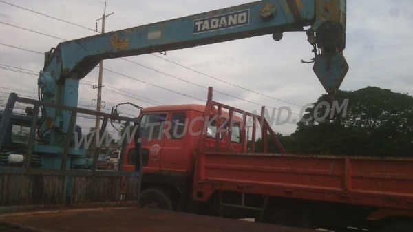 รถบรรทุก 6 ล้อ ติดเครน ยี่ห้อ TOYOTA  ติดเครน TADANO เครน 2.5 ตัน