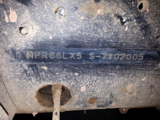 ขายดั้มISUZU NPR120แรง เครื่องดี แคชซีสวย ยางดี ภายในสวย แอร์เย็น เฟืองท้ายใหญ่F สภาพพร้อมใช้งาน เอกสารพร้อมโอน สนใจโทร 090-8588220คุณนะ 093-3258446คุณบิว ID:narong498 หรือเข้าดูสินค้าอื่นๆได้ที่ www.truck.in.th/498 หรือเพจFacebook ณรงค์ ซื้อขายรถมือสอง (