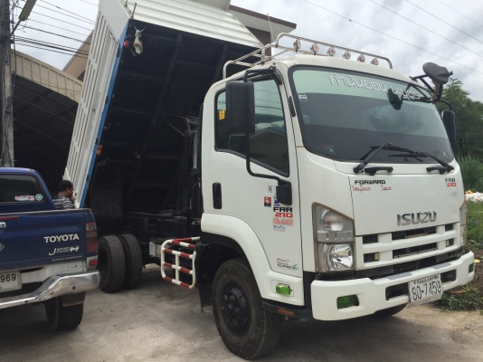 รถisuZu  210 ปี54 ติดต่อ 080-1405528