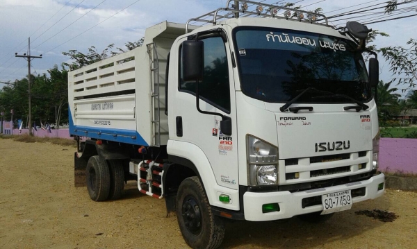 รถisuZu  210 ปี54 ติดต่อ 080-1405528