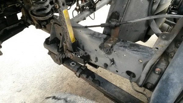 รถบรรทุก 6 ล้อ ISUZU NKR  ขนาด 85 แรงม้า แบบกระบะบรรทุกมีข้างเสริม