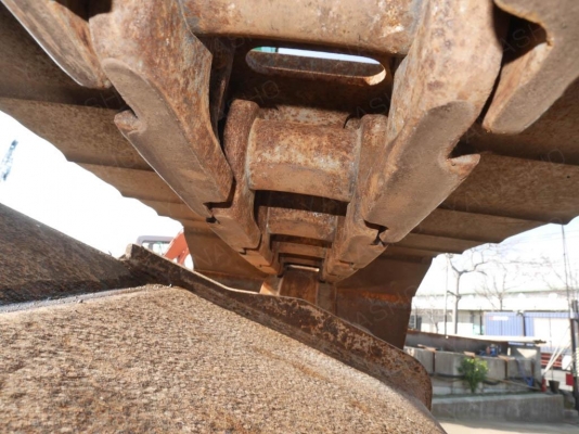 SK200-8-YN11-45577-YR2006-5609Hr ใบแทร็ค 800 mm ถึงไทยเร็ว ๆ นี้ครับ