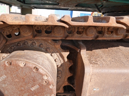 SK200-8-YN11-45577-YR2006-5609Hr ใบแทร็ค 800 mm ถึงไทยเร็ว ๆ นี้ครับ