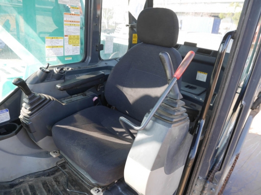 SK200-8-YN11-45577-YR2006-5609Hr ใบแทร็ค 800 mm ถึงไทยเร็ว ๆ นี้ครับ