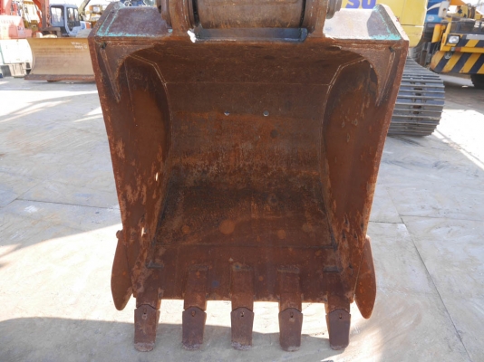 SK200-8-YN11-45577-YR2006-5609Hr ใบแทร็ค 800 mm ถึงไทยเร็ว ๆ นี้ครับ