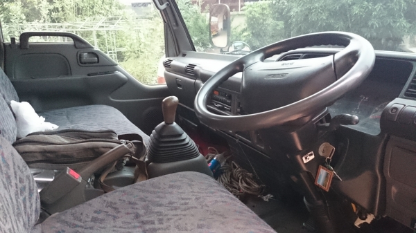 ขายรถ 6ล้อ elf ไม่ติดเวลาทะเบียนเล็กเล่มพร้อมโอน