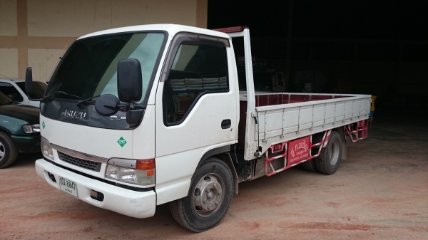 ขายรถ 6ล้อ elf ไม่ติดเวลาทะเบียนเล็กเล่มพร้อมโอน