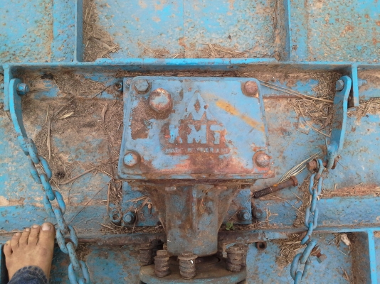 ฃำยทีตัดหญ้าปั่นตอสัปรถ  ติดรถไถฟอดทุกรุ่น