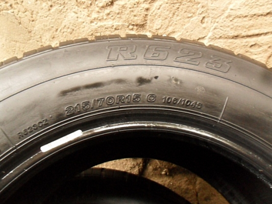 ยางกระบะขอบ15 บริดสโตน215-70-R15(4เส้น 1,900บ)ดอกหนามาก80\% ยางกระบะขอบ15 บริดสโตน215-70-R15(4เส้น 1,900บ)ดอกหนามาก80\%