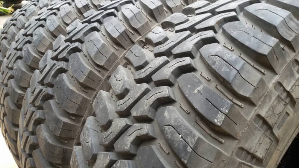 ขายยาง mud thunderer 33 ปี 12