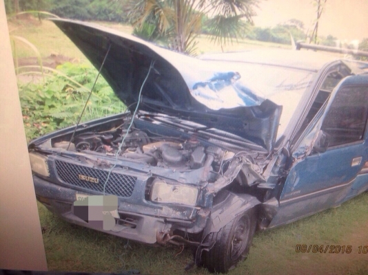 ซากอีซูซุมังกรรื้ออะไหลขายทั้งหมดมีหลายรุ่นเล่มทะเบียนเเจ้งจอด