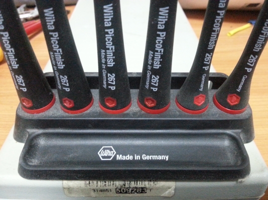 ชุดไขควงหัวดาวกระจาย(Torx) ชุดไขควงหัวดาวกระจาย(Torx)