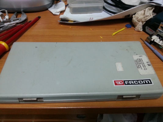 ชุดไขควงและคีม FACOM