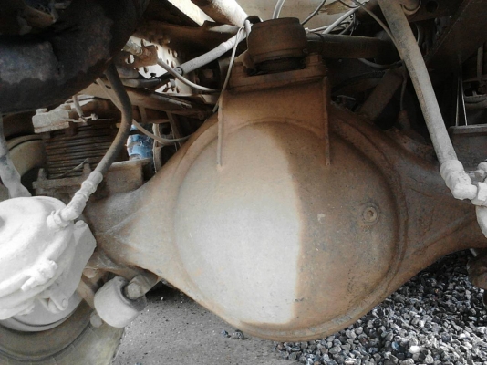 รถ 10 ล้อ VOLVO  โม่ปูน  320 แรงม้า. ปี 45   ( มีขาย 3 คัน. )      สนใจติดต่อ  081 - 6079515