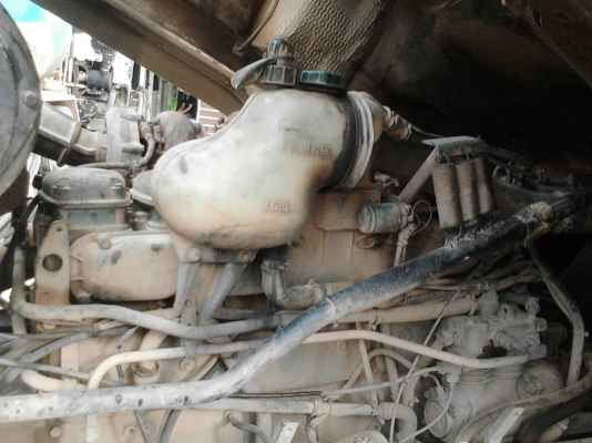 รถ 10 ล้อ VOLVO  โม่ปูน  320 แรงม้า. ปี 45   ( มีขาย 3 คัน. )      สนใจติดต่อ  081 - 6079515