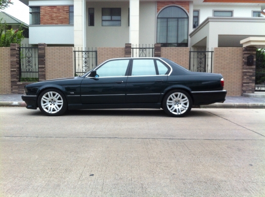 ขายBMW SERIES 7 730 Li E32 เครือง 2JZ GTE เทอร์โบ  LPG (หัวฉีด) น้ำมันใช้ใด้