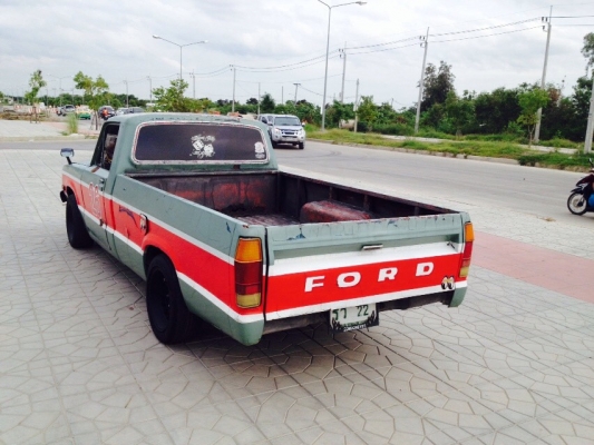 ขาย FORD อเมริกันน้อย คลาสสิค ทะเบียนสวยๆเอกสารพร้อมโอน หายากมากๆ รถพร้อมใช้เลย ขาย 69,000 บาท ติดต่อ คุณเอ๋ โทร.092-6356419
