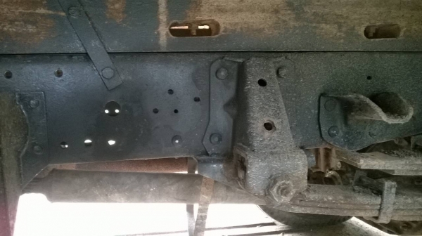 ขาย 6 ล้อ NPR59LU5M ห้างแท้ปี 35 คัสซีสวยตลอดเส้น เครื่อง 4BD1 115 แรงม้า เกียร์สั้น พวงมาลัยพาวเวอร์ มีคอกไม้ให้ด้วย ทะเบียนพร้อมโอน