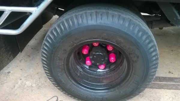 ขาย 6 ล้อ NPR59LU5M ห้างแท้ปี 35 คัสซีสวยตลอดเส้น เครื่อง 4BD1 115 แรงม้า เกียร์สั้น พวงมาลัยพาวเวอร์ มีคอกไม้ให้ด้วย ทะเบียนพร้อมโอน