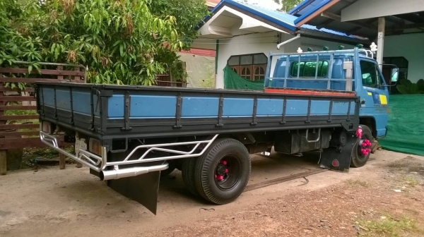 ขาย 6 ล้อ NPR59LU5M ห้างแท้ปี 35 คัสซีสวยตลอดเส้น เครื่อง 4BD1 115 แรงม้า เกียร์สั้น พวงมาลัยพาวเวอร์ มีคอกไม้ให้ด้วย ทะเบียนพร้อมโอน