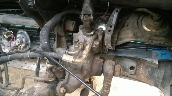 ขาย 6 ล้อ NPR59LU5M ห้างแท้ปี 35 คัสซีสวยตลอดเส้น เครื่อง 4BD1 115 แรงม้า เกียร์สั้น พวงมาลัยพาวเวอร์ มีคอกไม้ให้ด้วย ทะเบียนพร้อมโอน