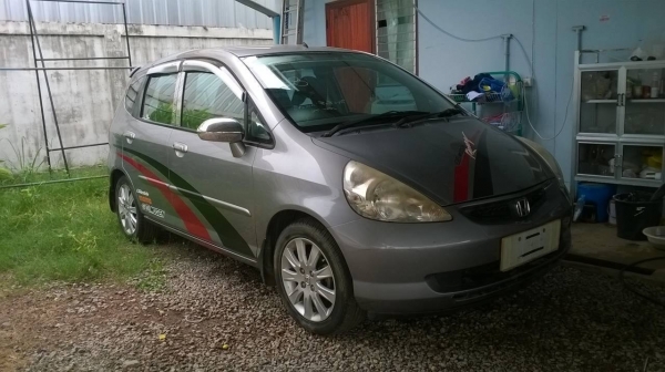 ขาย HONDA JAZZ 1.5 ปี 2004/2547 สวยบางเดิม เกียร์ออโต้ ทะเบียนพร้อมโอน