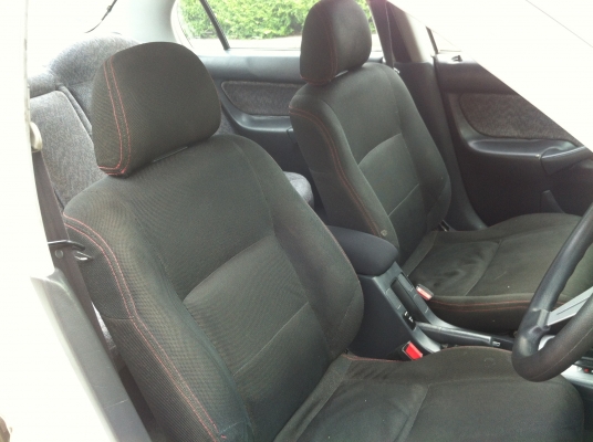 Civic ตาโต เครื่อง D15B Auto เพิ่งวาง สีขาวType R Civic ตาโต เครื่อง D15B Auto เพิ่งวาง สีขาวType R