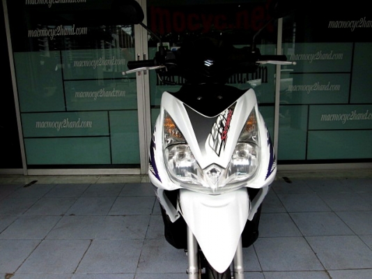 skydrive สีขาวดำ ลายใหม่ล่าสุด รุ่นท๊อป ล้อแมกซ์  รถเดือน ตุลาคม ปี 57 ไมล์ 5พันโล ฟรีโอน แถม 4 รายการ 26900