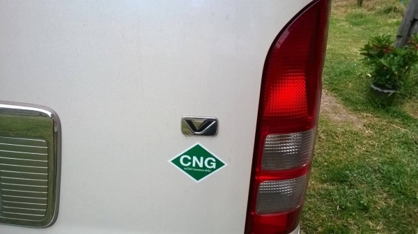 ขายรถตู้ TOYOTA Ventury ปี 2012/2555 ตัวทอป V ติดแก๊ส NGV (ยังไม่ลงเล่ม) วิ่งน้อยแค่ 55,000 กม มีเบาะนวดไฟฟ้า ประกันชั้นหนึ่ง ทะเบียนพร้อมโอนครับ