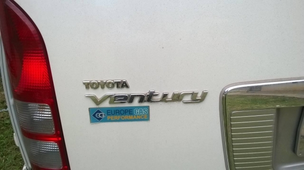 ขายรถตู้ TOYOTA Ventury ปี 2012/2555 ตัวทอป V ติดแก๊ส NGV (ยังไม่ลงเล่ม) วิ่งน้อยแค่ 55,000 กม มีเบาะนวดไฟฟ้า ประกันชั้นหนึ่ง ทะเบียนพร้อมโอนครับ
