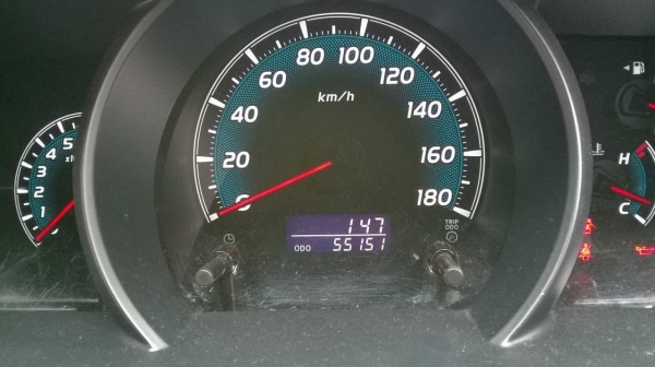 ขายรถตู้ TOYOTA Ventury ปี 2012/2555 ตัวทอป V ติดแก๊ส NGV (ยังไม่ลงเล่ม) วิ่งน้อยแค่ 55,000 กม มีเบาะนวดไฟฟ้า ประกันชั้นหนึ่ง ทะเบียนพร้อมโอนครับ